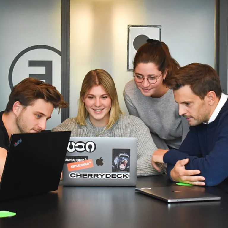 How to hire skilled Next.js developers for your tech team